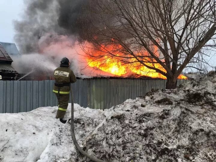 сжигание сухой травы. вводится особый противопожарный режим. особый противопожарный.