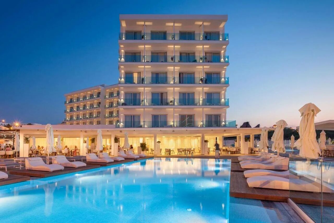 Кипр протарас отели. The blue ivy hotel кипр. blue ivy hotel 4 кипр protaras. блю иви отель кипр. протарас отель блю иви.