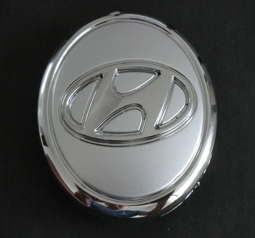 Колпачки hyundai solaris для дисков r15. Заглушка ступицы hyundai solaris. Ступичные колпачки hyundai. Колпак ступицы hyundai getz 15. Hyundai getz заглушка ступицы.