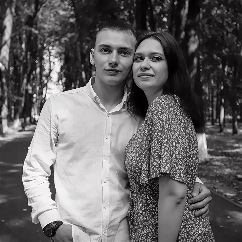 Никита калогривый фото в кругу семьи дома В семейном кругу. Родственники. Общий фотоальбом