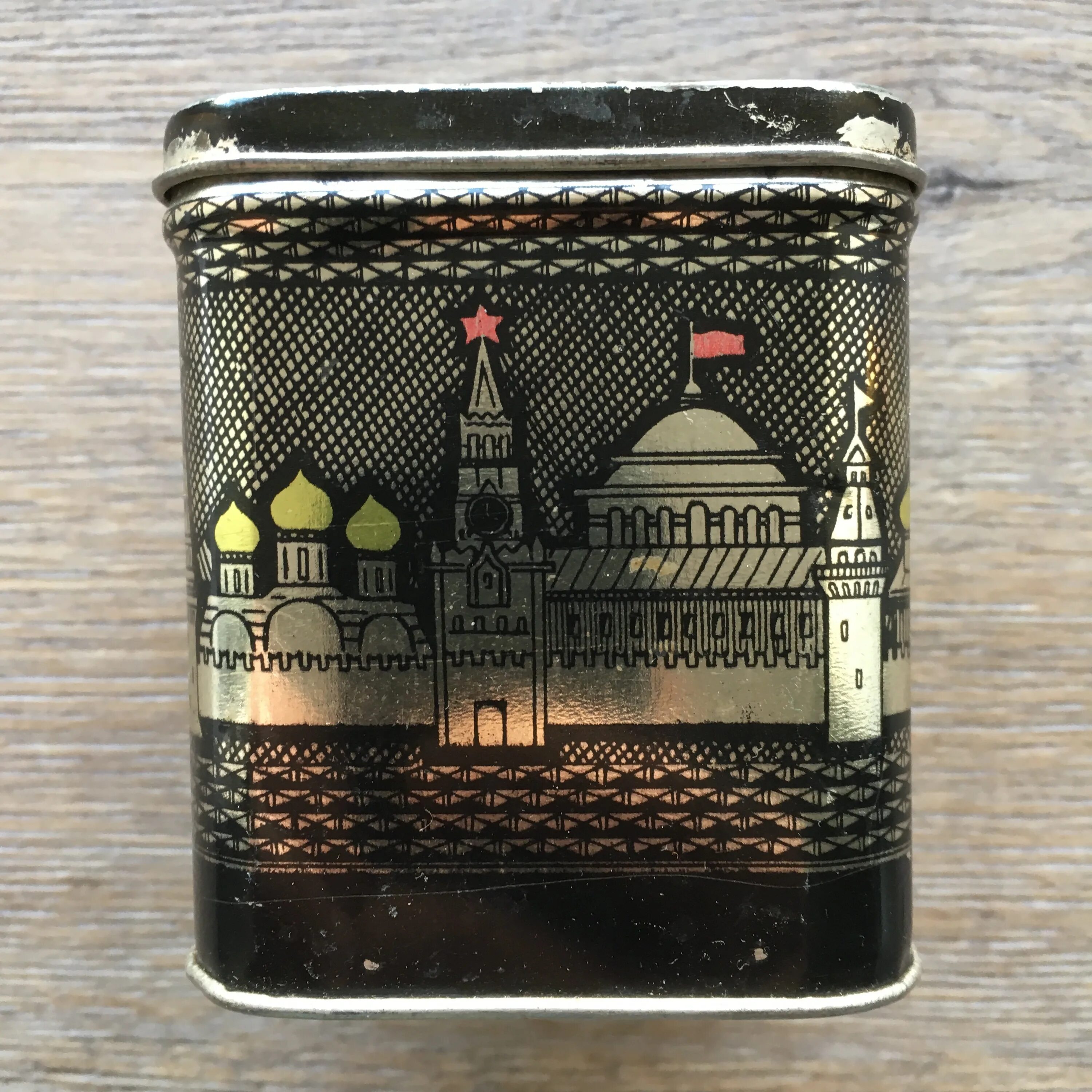 декупаж банки из под детского питания. жестяные баночки. чай в жестяной банке. банка жестяная из под. жестяная банка.