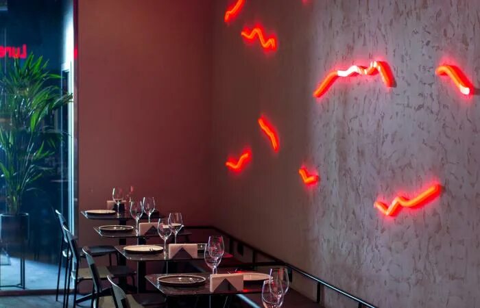 Тройка бар. Бар 3д модель low poly. Клуб поле. Бар поле москва. Изометрика ресторан 3д.