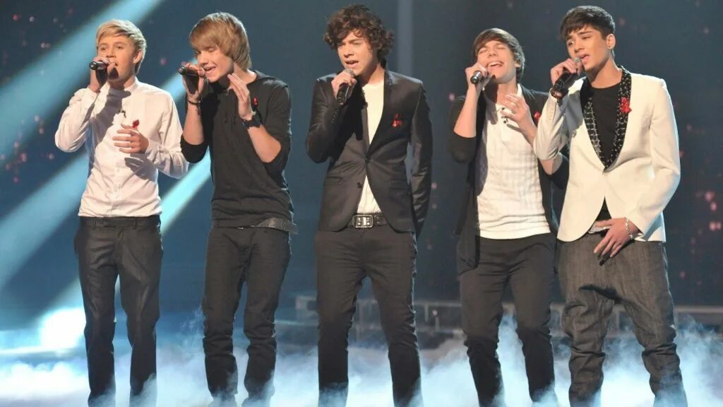 Группа вместе участники. One Direction 2010. One Direction х фактор. One Direction 2010 год. One Direction x Factor 2012.