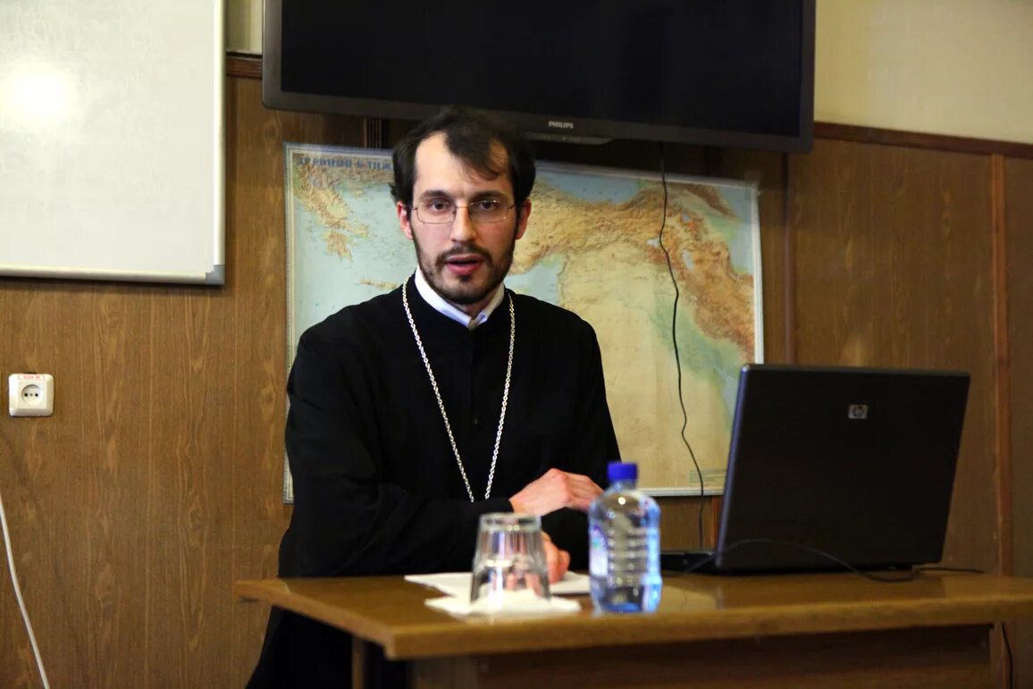 митрополит китирский и антикитерский серафим. защитить священник. дмитрий смирнов 07. украинские священники. феодор ибрагимов.