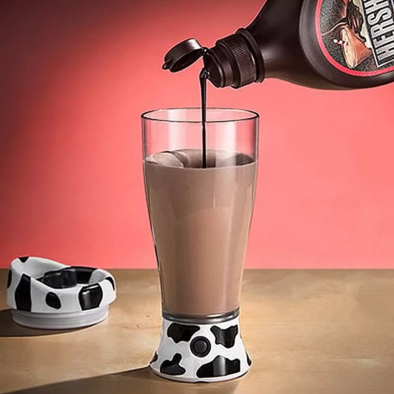 Холодный кофе в блендере. Миксер для кофе. Блендер biolomix 1052. Блендер для кофе от фирмы таймофф. Мини блендер для взбивания молока.