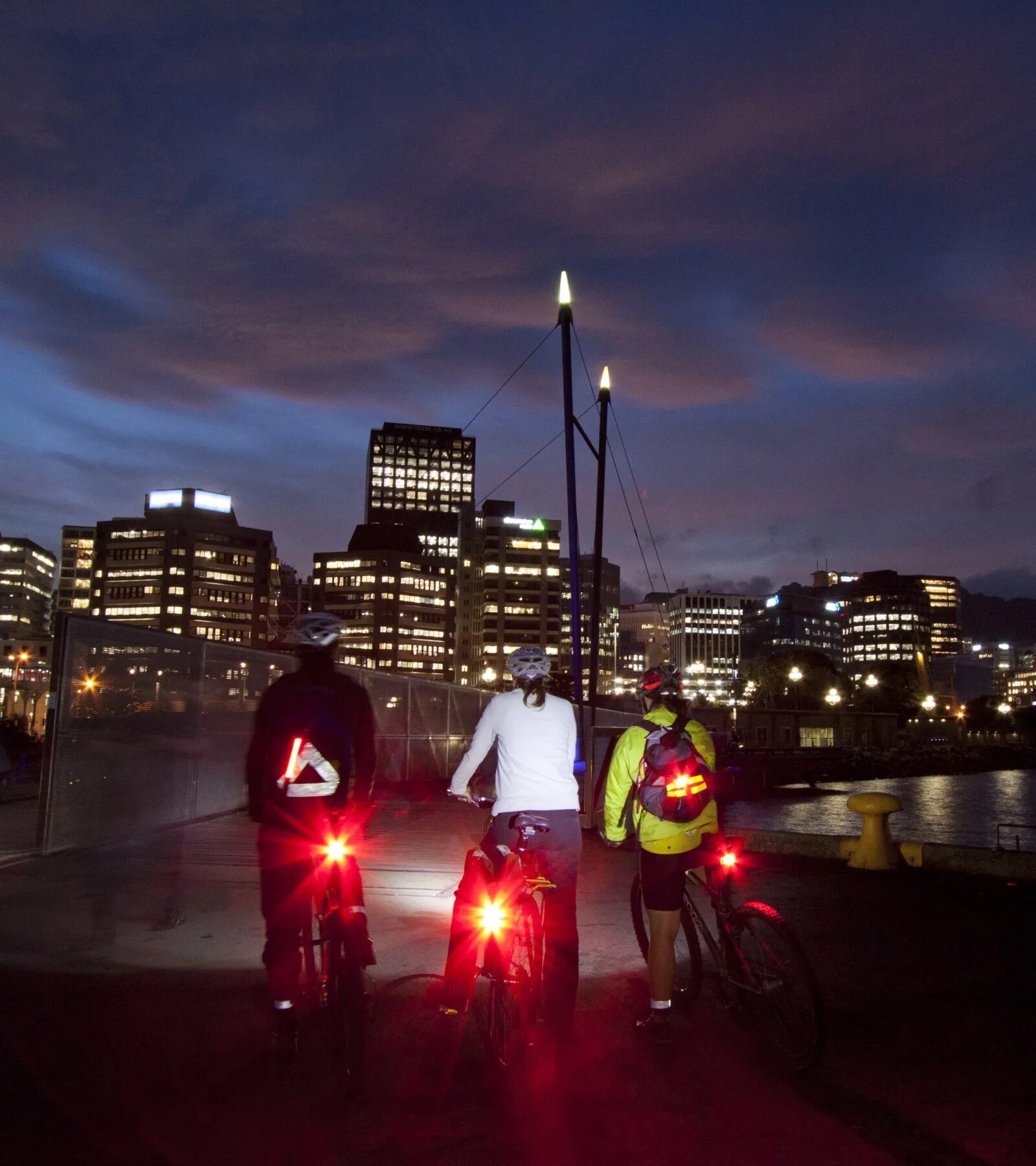 Riding the light. Питер night ride. night riding. riding light. night ride style.