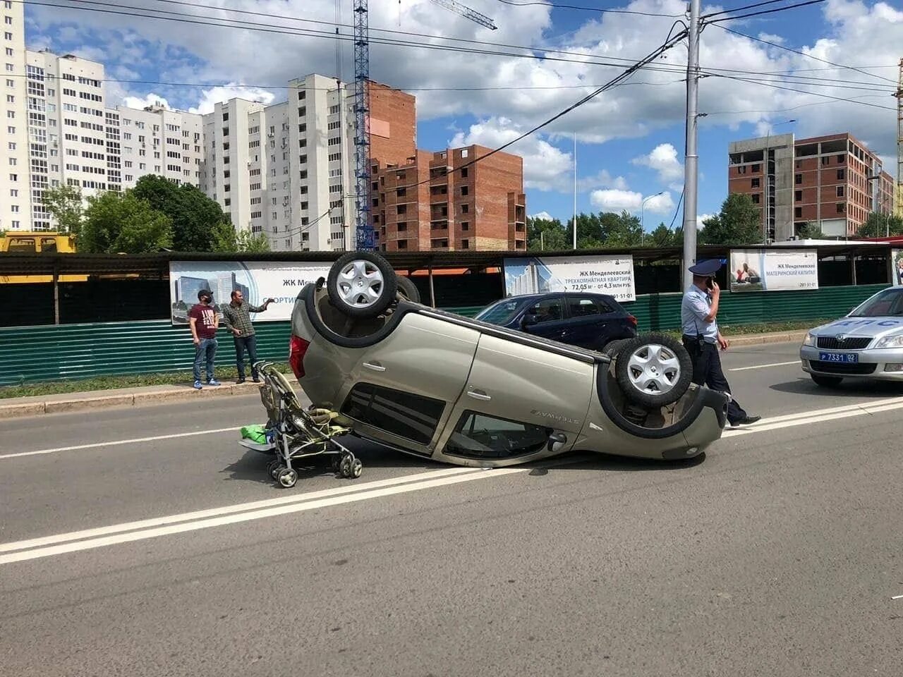 Автомобиль переворачивался