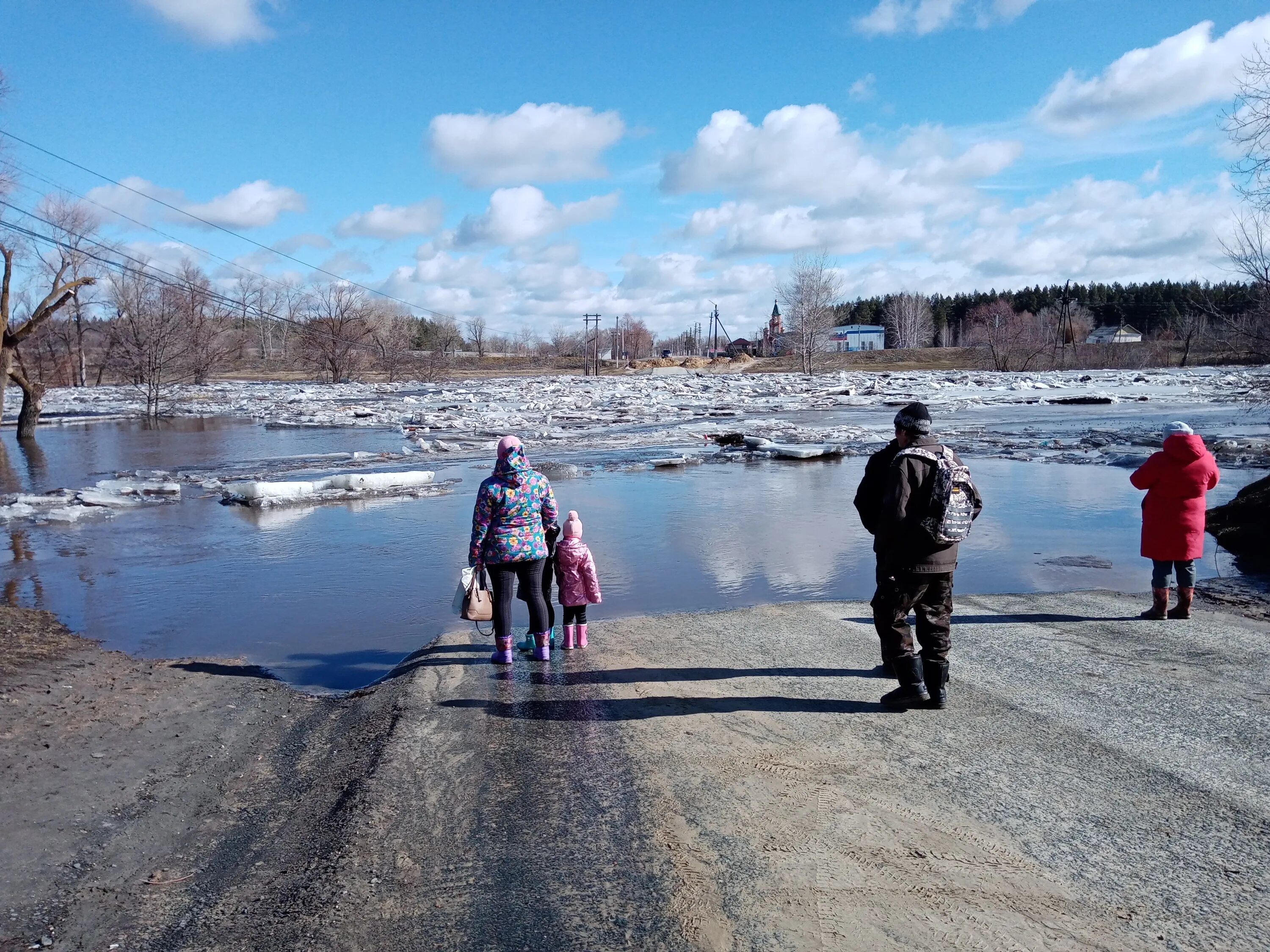 Ледостав на москве-реке. Ледостав. Ледостав бывает осенью. Когда начинается ледостав. Ледостав на реке.