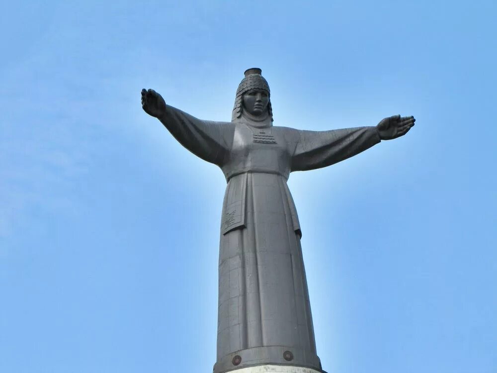 чебоксар чебоксары монумент матери покровительницы. мать покровительница чебоксары. залив чебоксары мать покровительница. мать покровительница чебоксары. чебоксары памятник матери покровительнице.