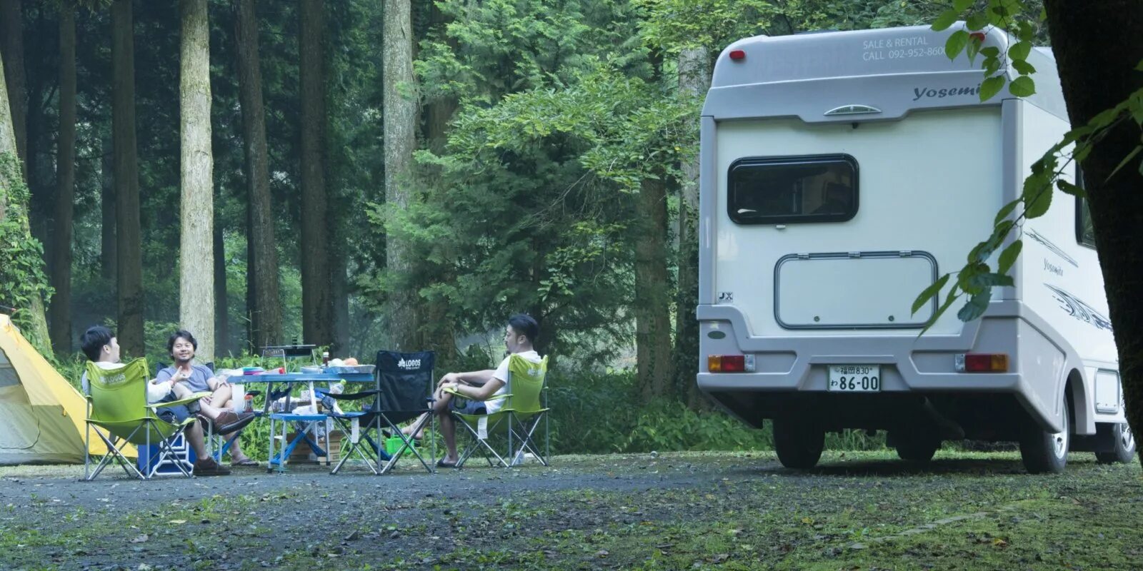 Japanese camping. Форест лейк глэмпинг. Глэмпинг в горах. Сайкол глэмпинг. Japanese camping.