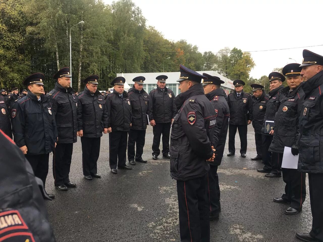 Полиция место регистрации. Начальник ОВД Поклонная гора. Отдел полиции Поклонная гора Москва. Охрана общественного порядка ОВД. Инструктаж сотрудников полиции.