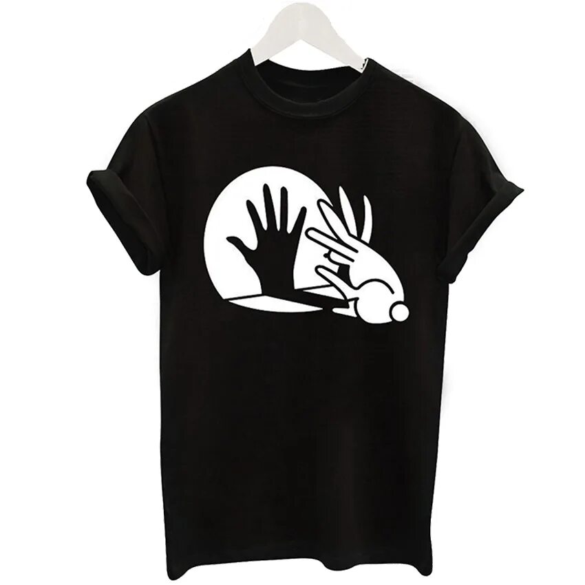 Принт на черную футболку. Черная футболка с принтом. Принт на черной футболке. Черный принт на черной футболке. Креативные футболки.