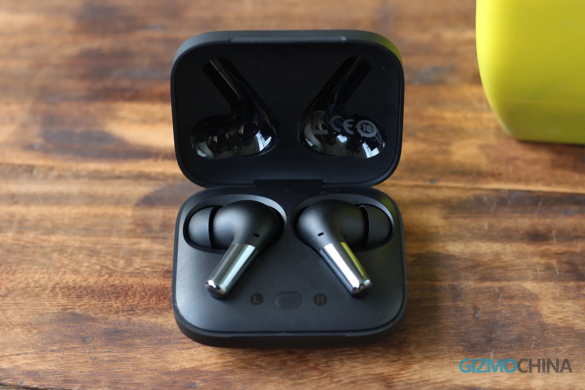 Oneplus buds pro vs oneplus buds 3. Наушники oneplus buds pro 2. беспроводные наушники oneplus buds pro. наушники oneplus buds pro 2r. беспроводные наушники oneplus buds pro черный.