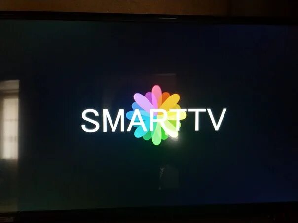 Телевизор dexp h32d8000q. DEXP смарт ТВ 32 дюйма. Телевизор DEXP Smart TV 32 дюйма. Телевизор DEXP 32 d8000q. Телевизор 32 дюйма смарт ТВ дексп.