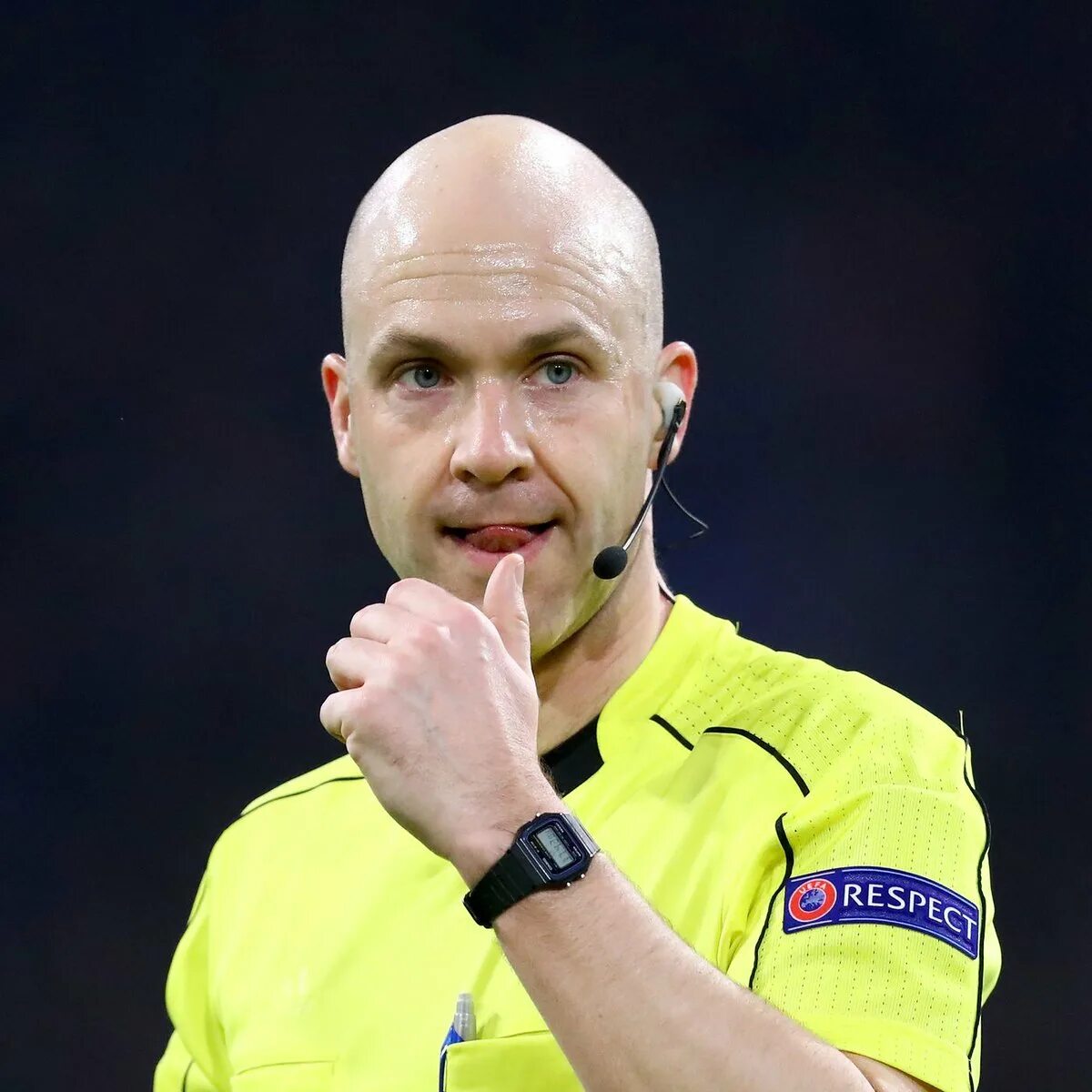 Тейлор судья. Энтони Тэйлор. Anthony Taylor referee. Энтони Тейлор британский футбольный судья. Ховард Уэбб британский футбольный судья.