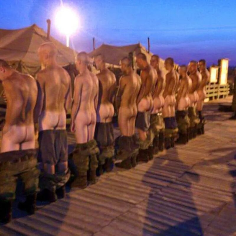 Обнаженных Девушек В Военном Фильме Призывники Видео