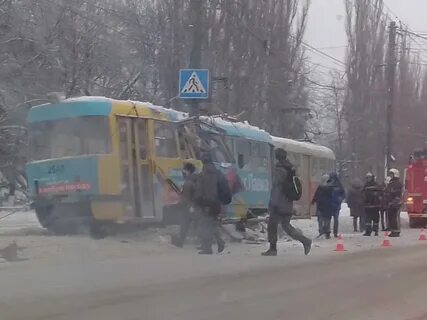 Трамвай в нижнем отказали тормоза