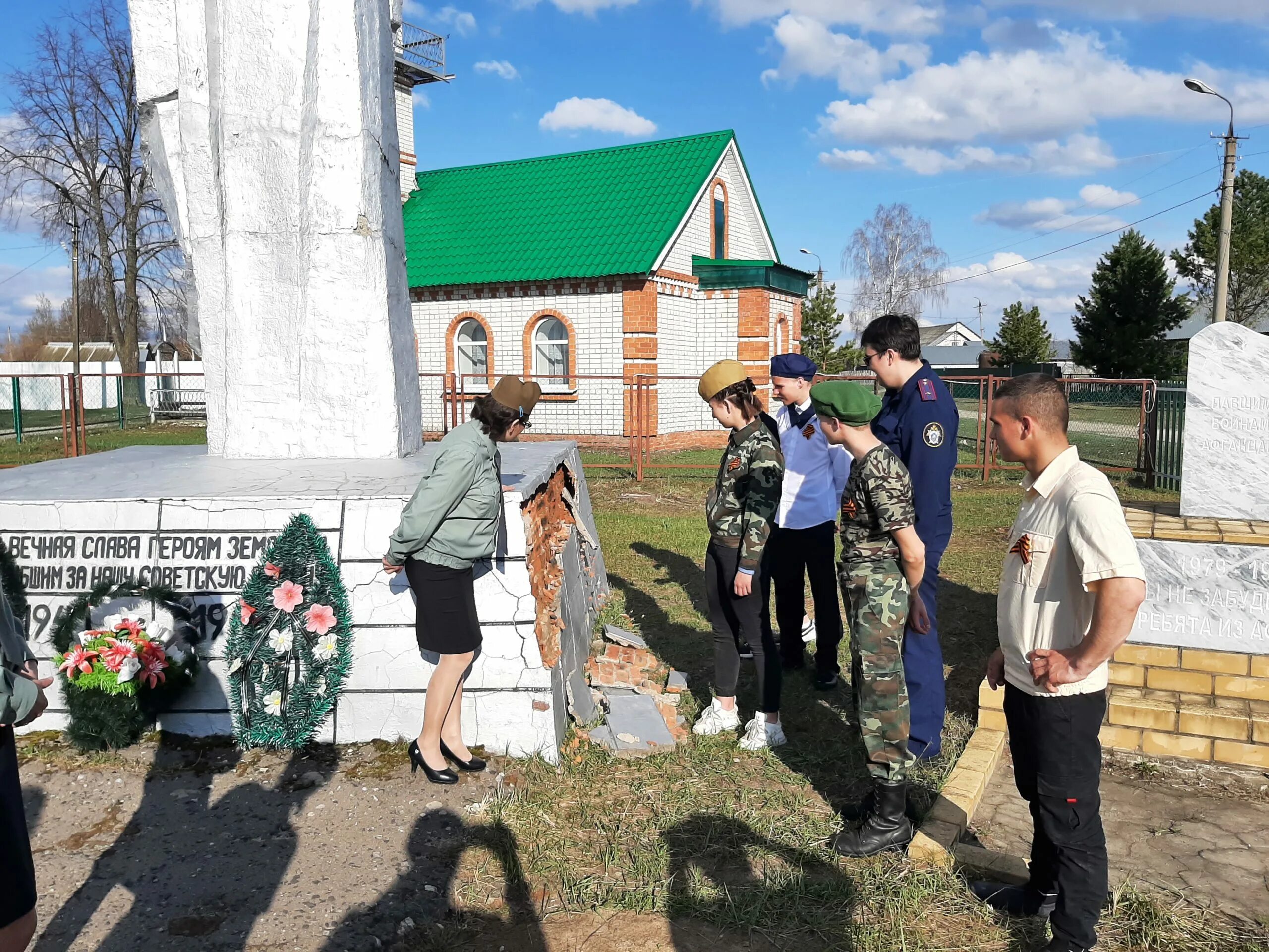 Список погибших из марий эл. Посёлок Октябрьский Моркинский район. Октябрьский Марий Эл Моркинский район. Глава поселка Октябрьский Моркинский район. Вонжедур Моркинский район Марий Эл.