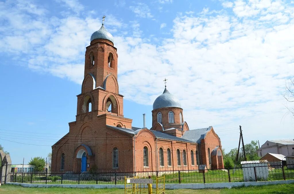 Мамоны россия. Село Битюг Матреновка. Храм Успения верхний Мамон. Матреновка Воронежская область. Костино Отделец Церковь.