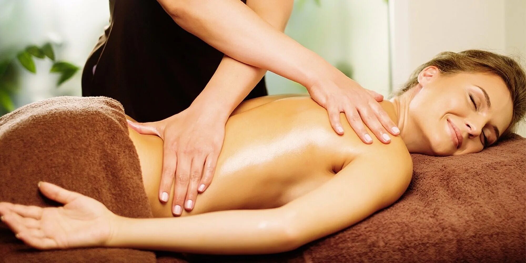 Step massage. Массаж спины. Классический массаж. Ручной массаж. Классический массаж тела.