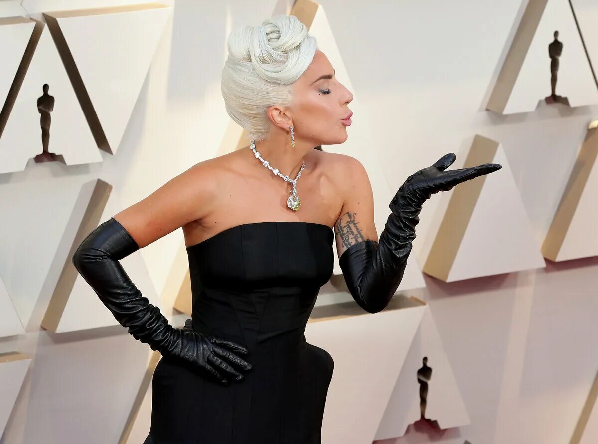 Гага оскар. Леди Гага 2019. Леди Гага Оскар. Lady Gaga Oscar 2019. Леди Гага Оскар 2019 фото.