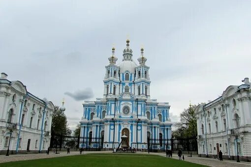 Фотографии площадей в Санкт-Петербурге