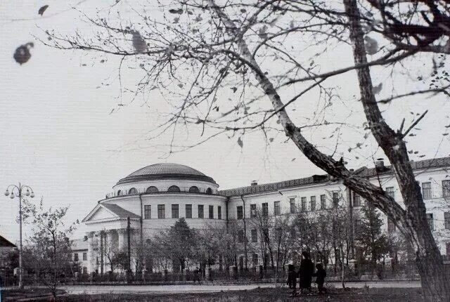 Старая областная больница Челябинска. Старое здание 1 городской больницы в Челябинске.. Больница 16 челябинск