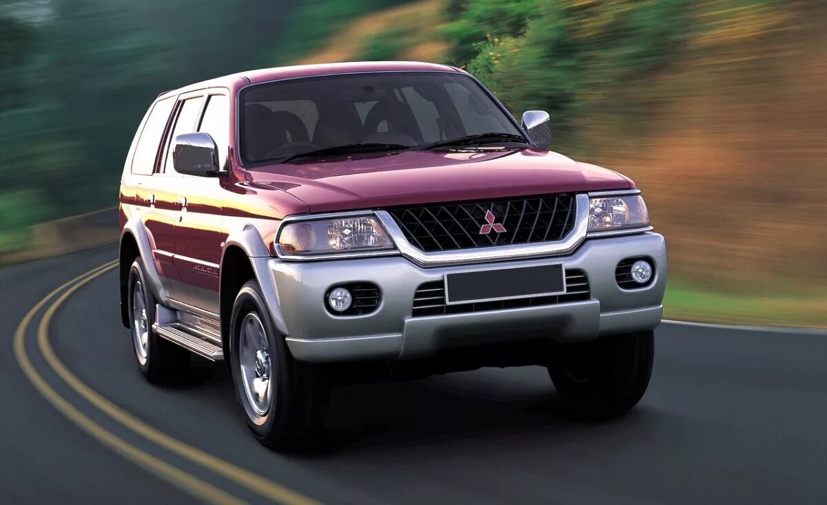 Mitsubishi auto ru. Mitsubishi Pajero Sport. Мицубиси Паджеро Спортаж. Митсубиси Паджеро спорт 1999. Mitsubishi Pajero Sport 1.