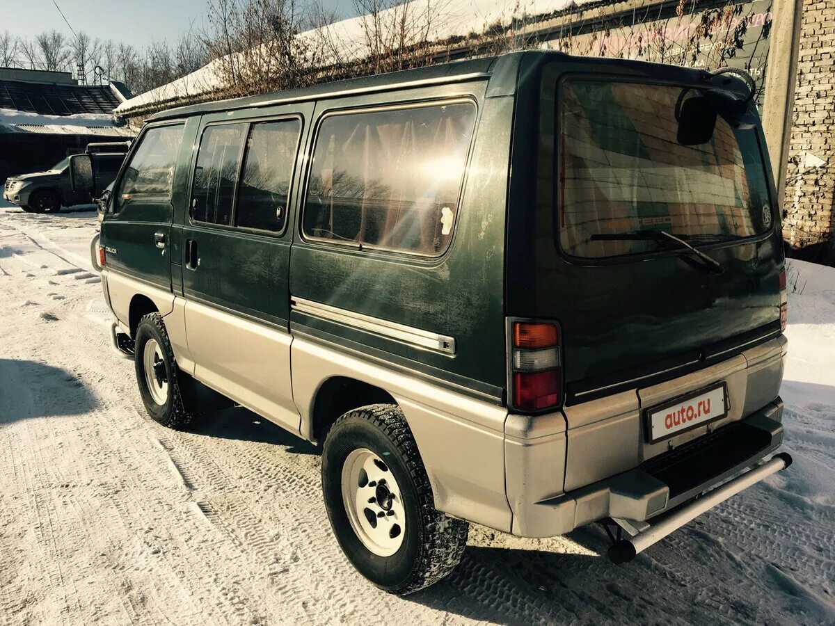 Mitsubishi Delica III. Мицубиси микроавтобус l 300 , 1992. Мицубиси Делика 3 поколения. Delica Мицубиси минивэн 3 поколение.