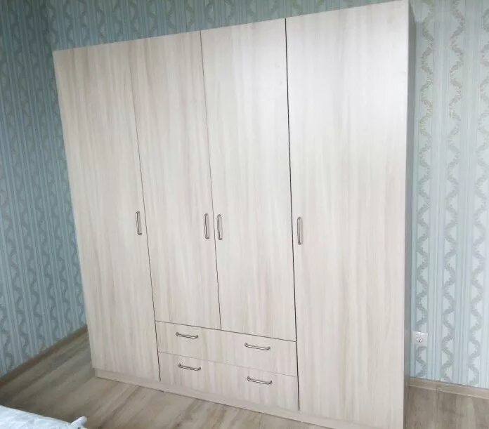 Шкафы распашные 5