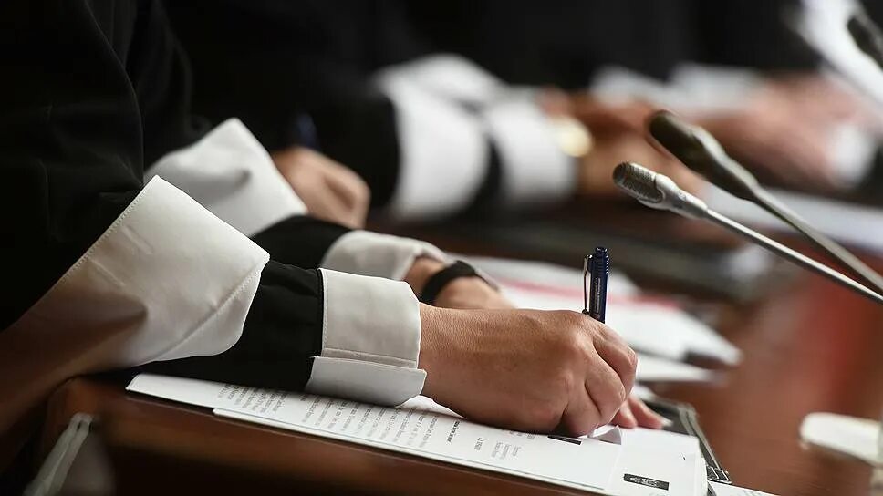 Решения о прекращении полномочий судьи