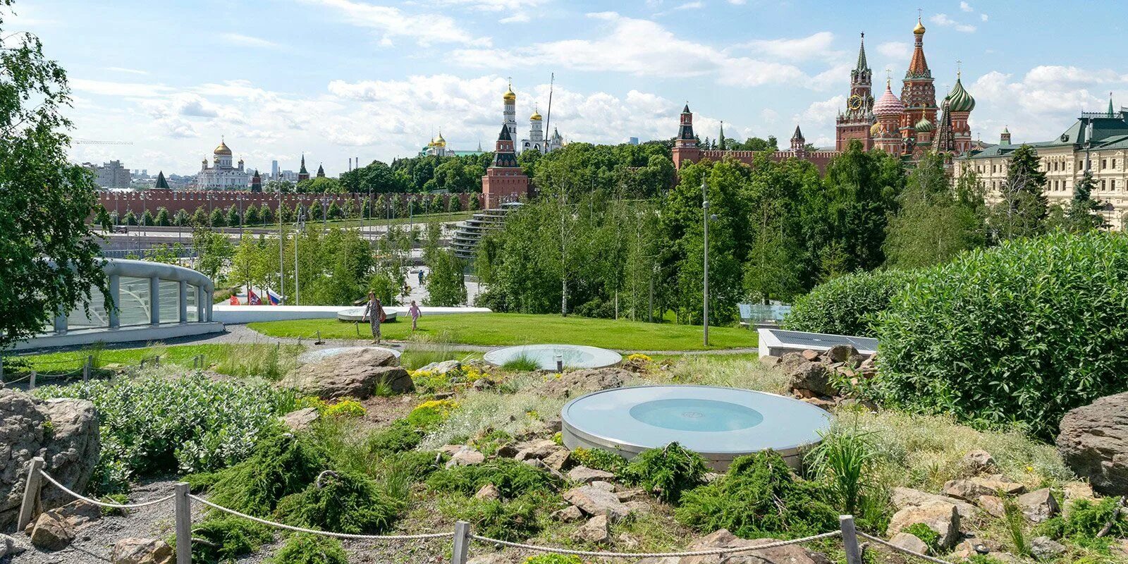 По реке до парка зарядье. По реке до парка зарядье