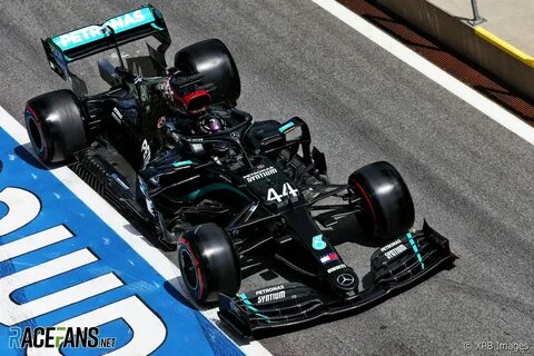 W 11