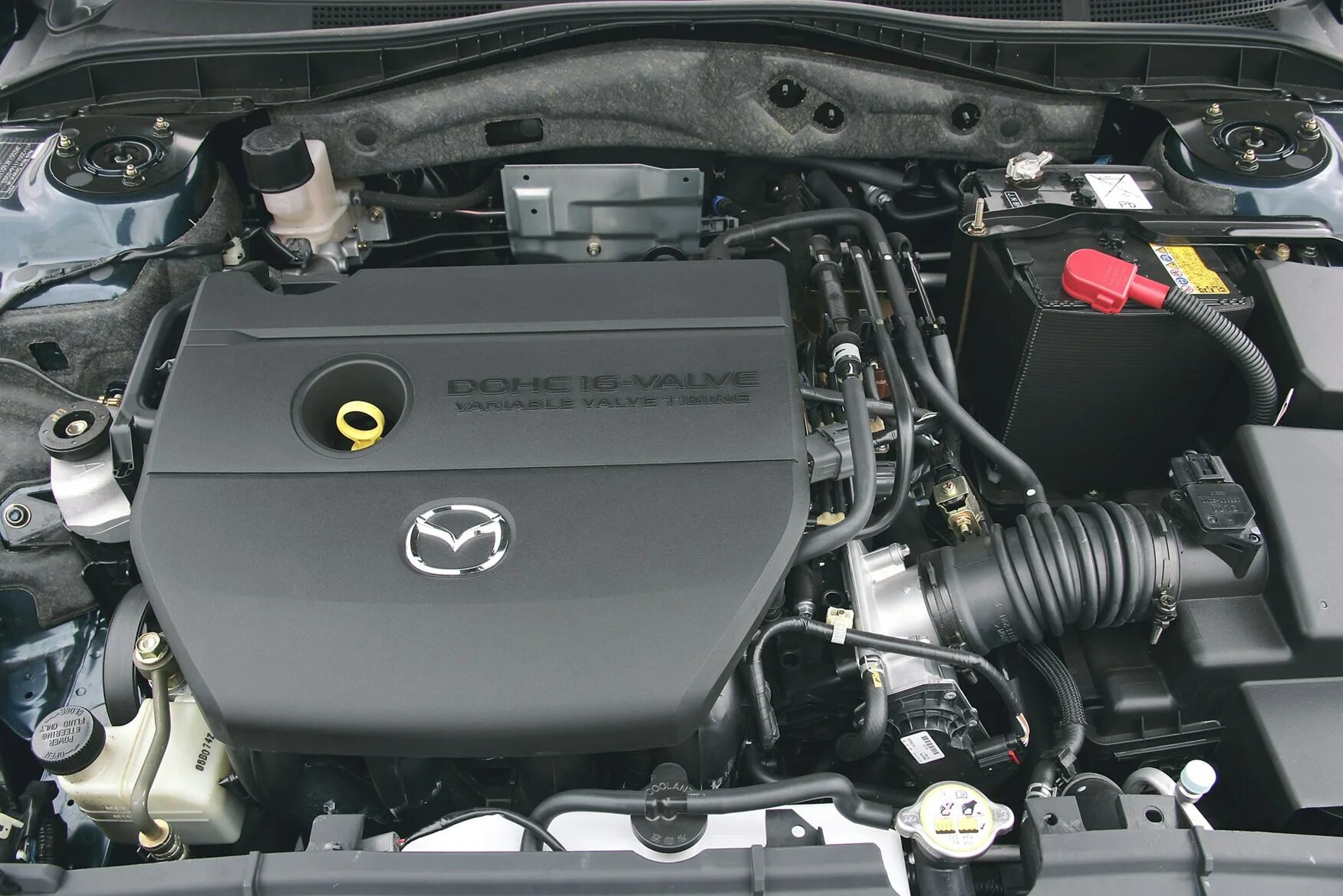 Мазда 6 устройство. Mazda 6 2008 1.8 мотор. Двигатель Мазда 6 GH 1.8. Мотор Мазда 6 1.8. Двигатель Мазда 6 GH 2.0.