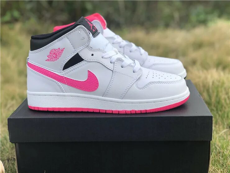 Jordan 1 low оригинал. Nike Air Jordan 1 Mid Pink. Nike Air Jordan 1 White. Nike Air Jordan 1 Pink White.