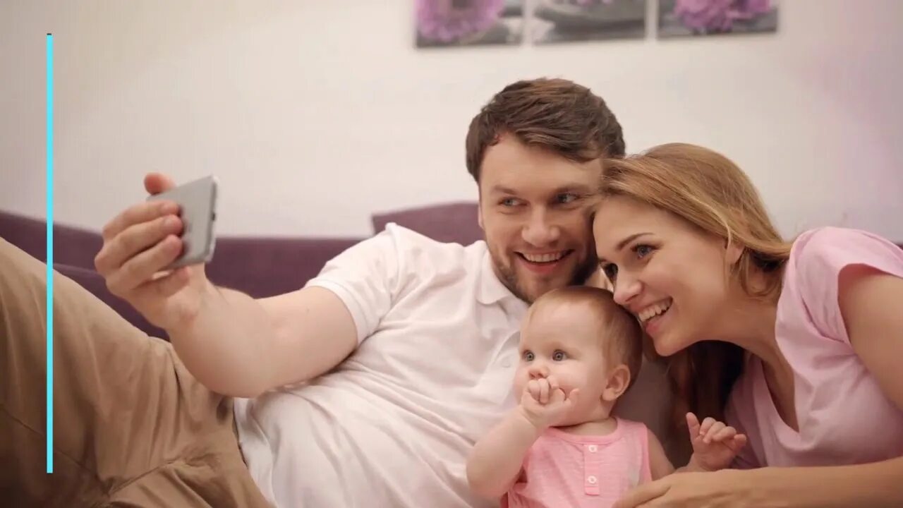 Фото мать и дочь взрослая. Мама малого. White mom black kids. He has wife and daughter. White mother with black baby.