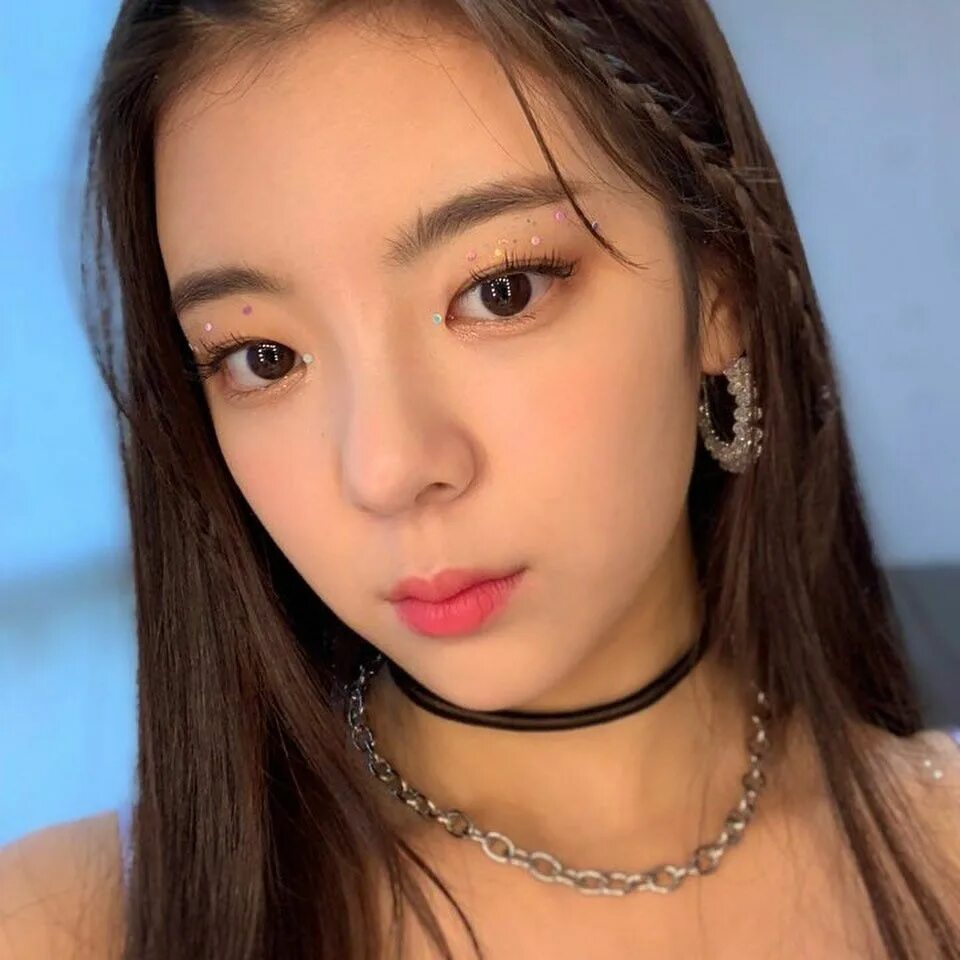 Лиа из itzy 2022. Лия чхве. Lia itzy 2020. Itzy участницы 2022. Лиа итзи эстетика.
