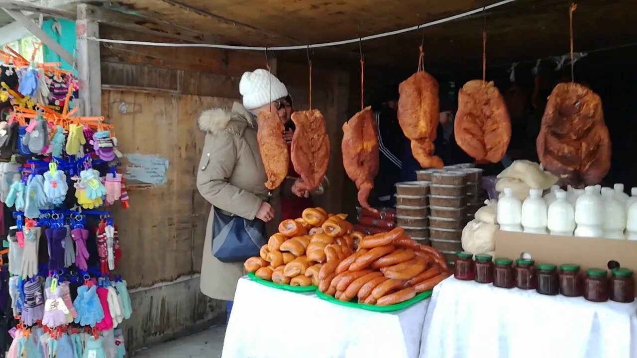 Купить 3 в черкесске. Козий рынок Черкесск. Учкекен Карачаево-Черкесская рынок. Козий рынок Кабардино Балкария. Рынок вязанка Черкесск.