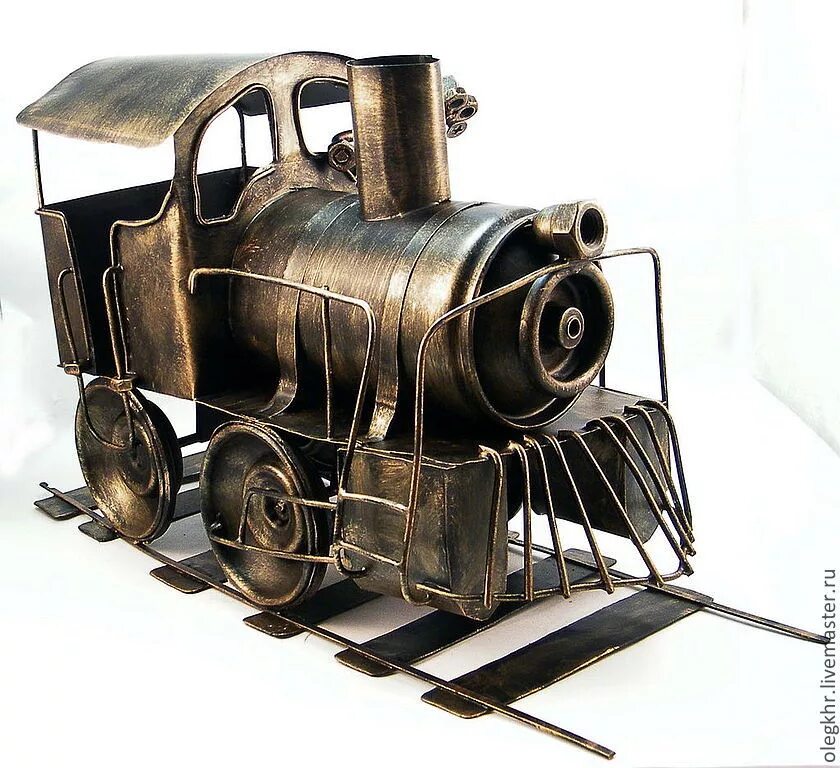 Коллекционный паровоз. Модели поездов старинных. Паровоз табачка. Макеты паровозов из металла. Паровоз в стиле стимпанк.