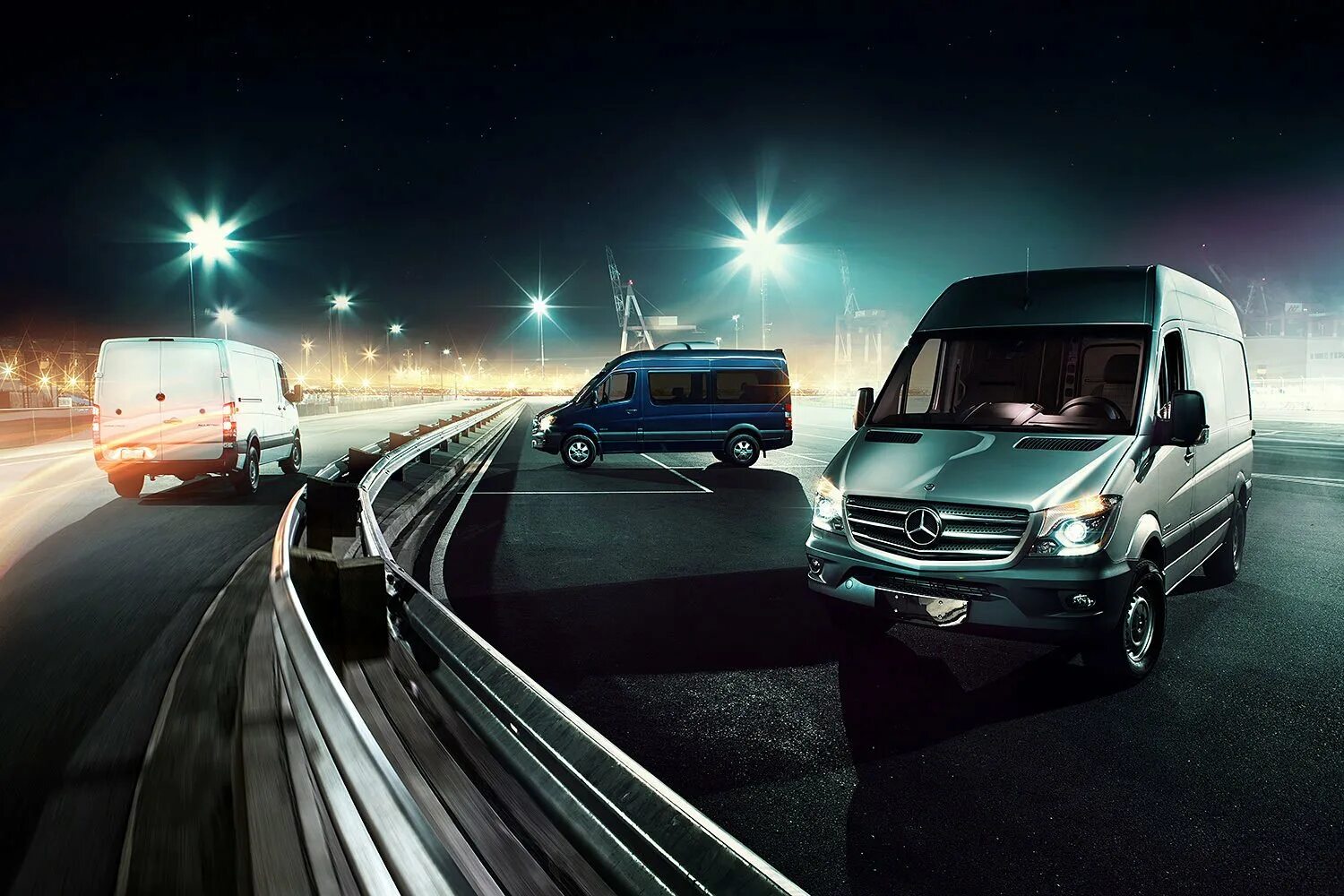 Пассажирские перевозки город. Mercedes-Benz Sprinter. Мерседес Спринтер. Mercedes-Benz Sprinter микроавтобусы. Mercedes Benz Sprinter грузовой.