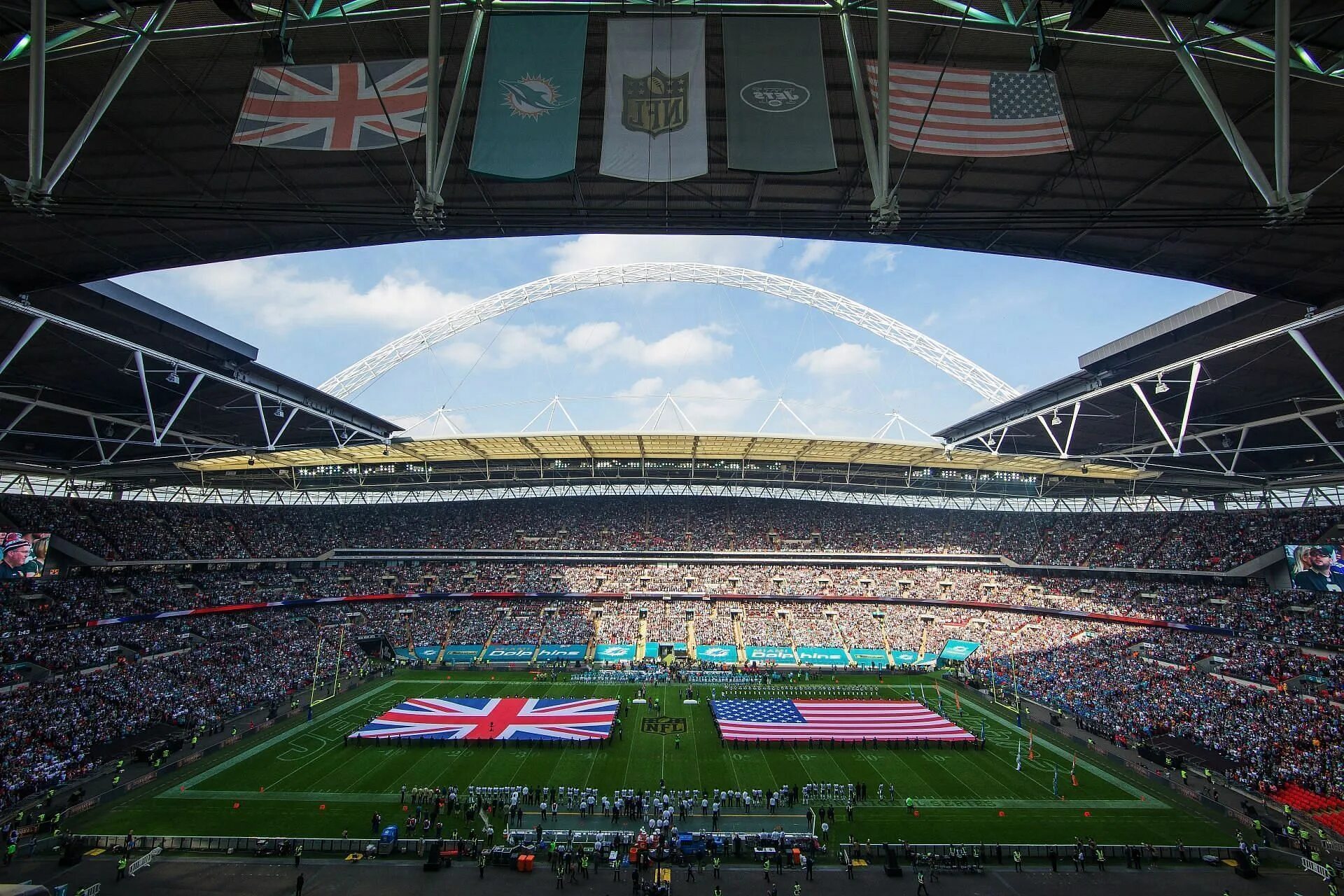 Самый дорогой стадион. Уэмбли. Уэмбли стадион с закрытой крышей. Wembley Stadium International. Самый дорогой футбольный стадион в мире.