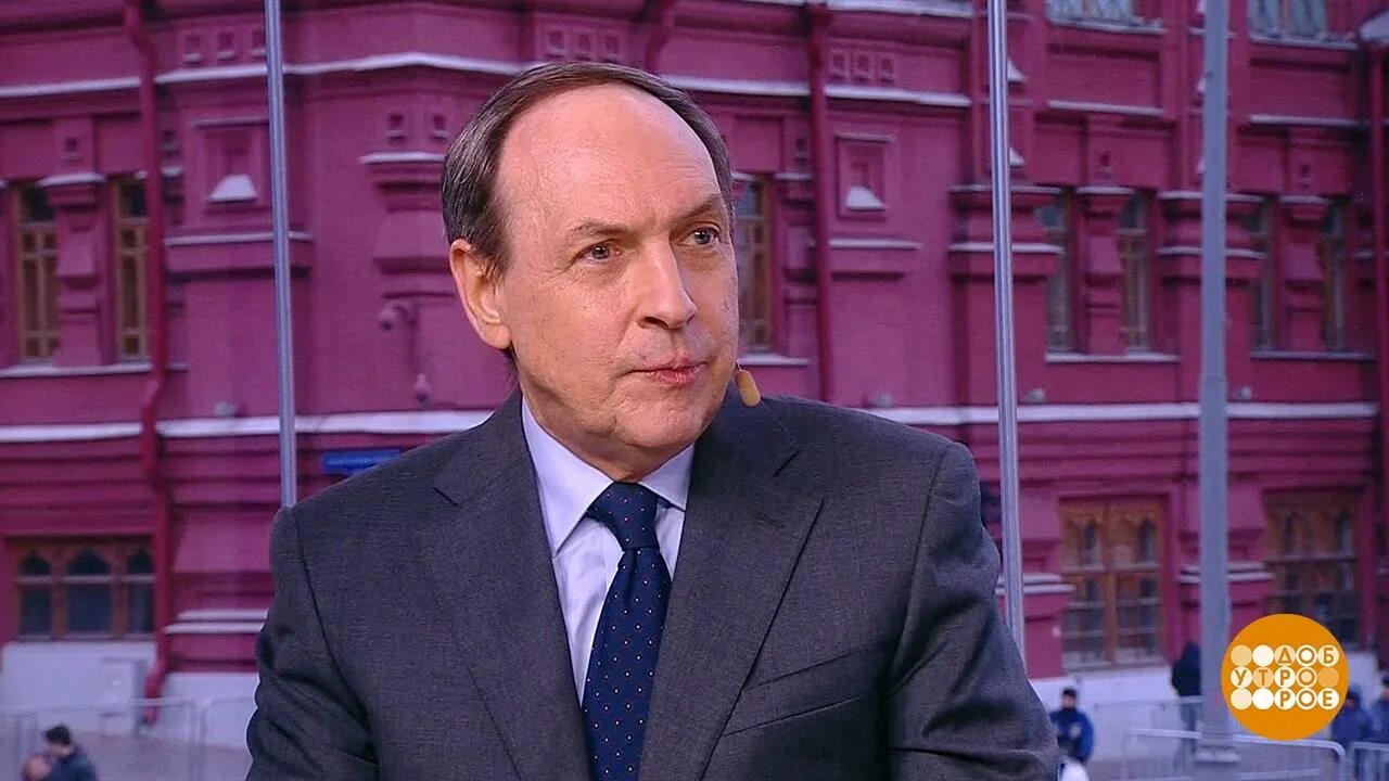 Политологи 1 канал. 60 минут политологи. Политологи 1 канал. Политологи 1 канал. Политологи 1 канал.