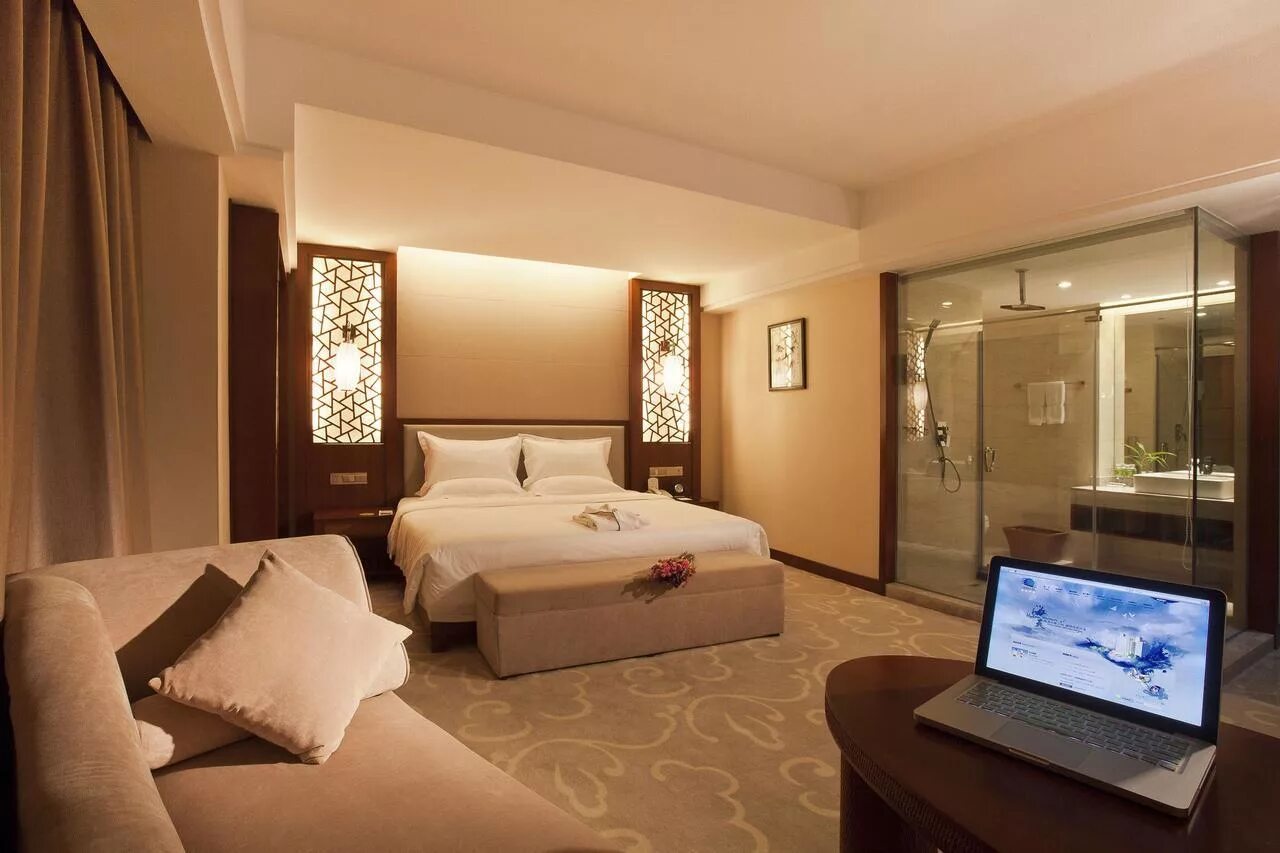 Hyton hotel 4. Sanya yuhuayuan seaview hotel 4*. Howard johnson санья. Hyton hotel sanya 4*. Ssaw boutique hotel 3*китай хайнань.