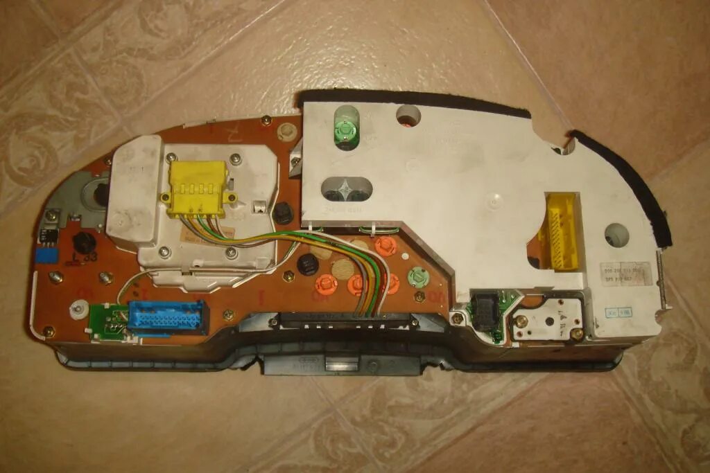 Подключение приборной панели ауди 80 б3 Wiring diagram of the instrument panel, control unit for a small on-board contro