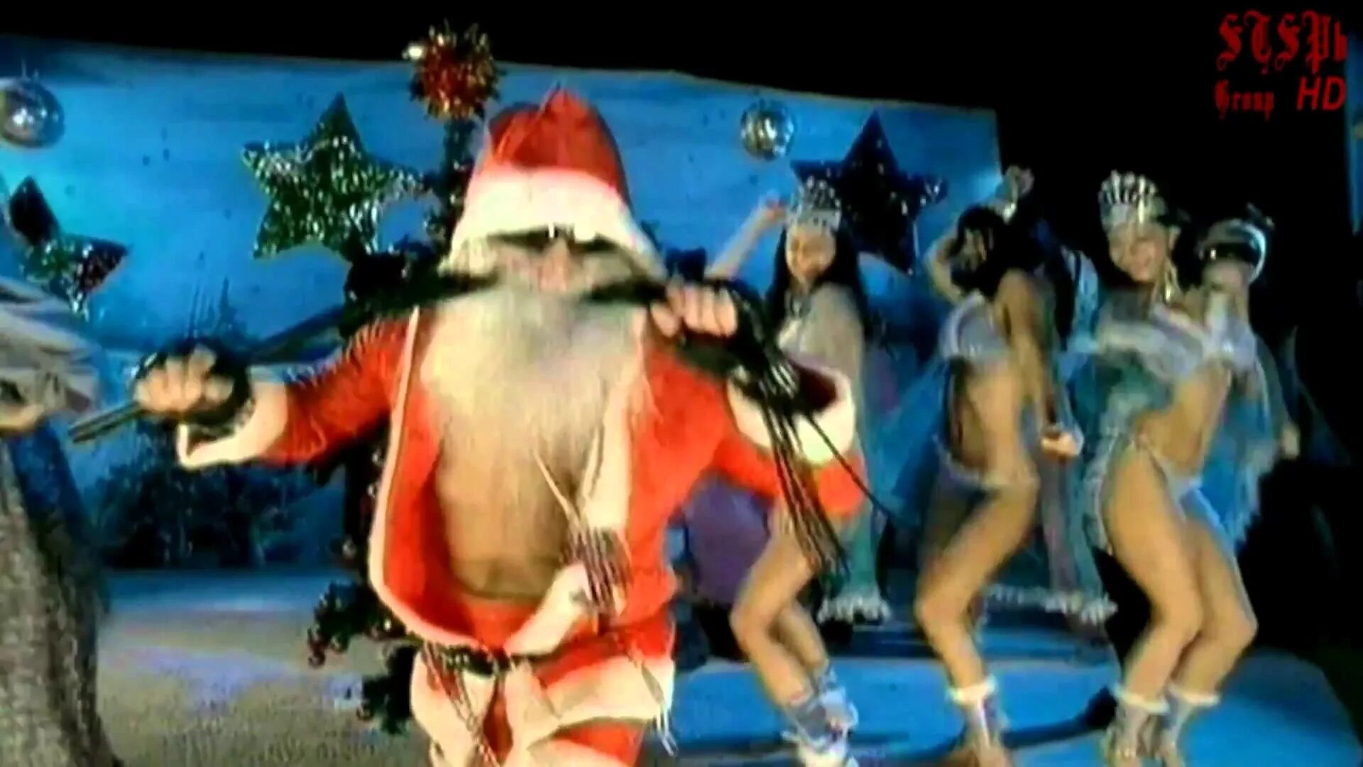 Дмитрий чеков никифоровна. Мс вспышкин новогодняя. Mc вспышкин новогодняя. Мс вспышкин и никифоровна новый год. Мс вспышкин новогодняя.