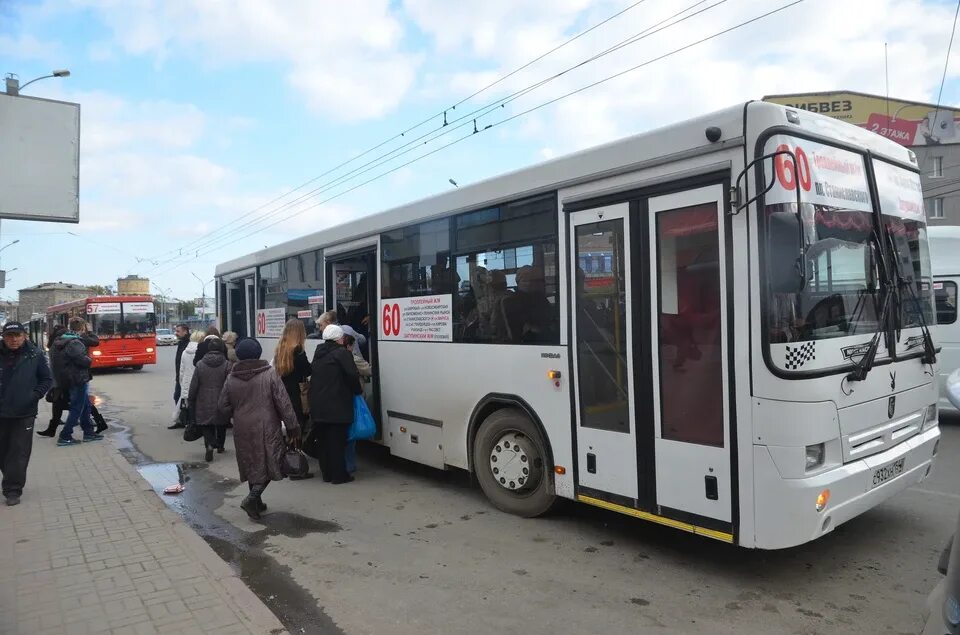 Новосибирский автобус. Новый общественный транспорт Новосибирск. 5 Автобус Новосибирск. Новосибирский автобус 2005.