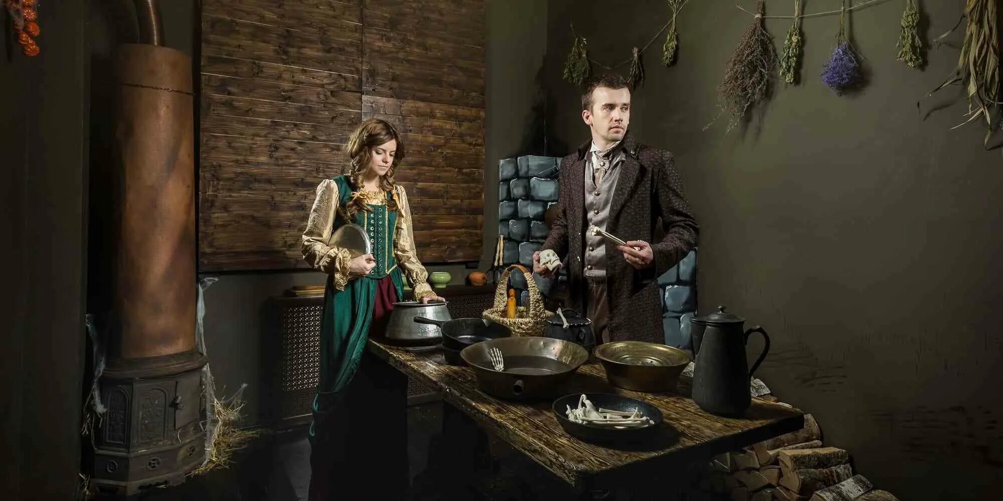 Квест ведьма. Квест хижина набережные челны. Ведьмин дом квест. Квесты барнаул дом ведьмы. Ведьмино логово квест легенда.