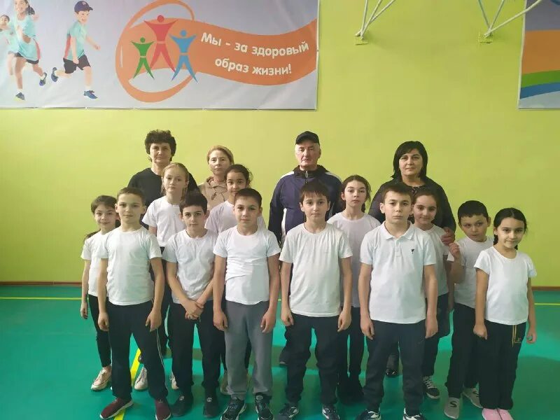 Сайт моу сош 12 поселка терек. П терек. Поселок терек ,eltyyjdcrbq район. Поселок терек буденновский район ставропольский край. П терек.