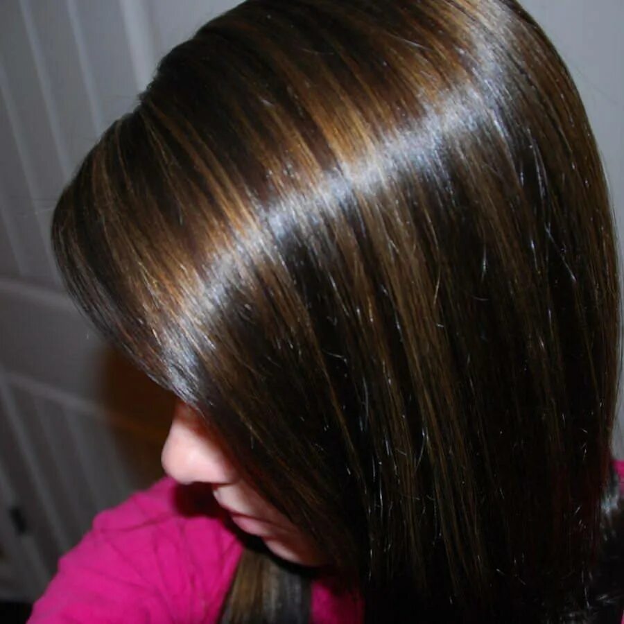 Мелирование окрашенных темных. Колорирование волос. Мелирование на тёмные волосы средней. Мелирование окрашенных темных. Белое мелирование на темные волосы.