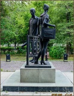 Студенческие памятники